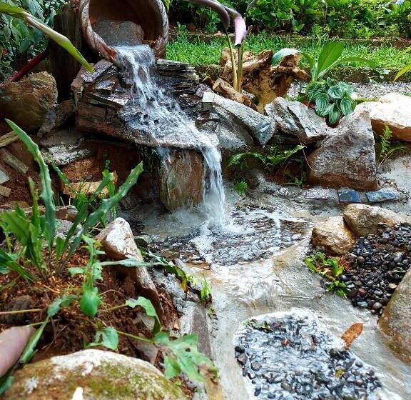 Pensjonat Dahilayan Comfy Cabin