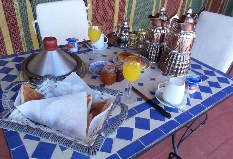 بنسيون Dar Ilyana