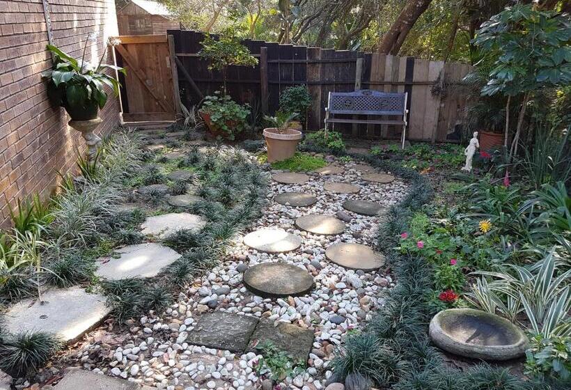 펜션 Dollies Place