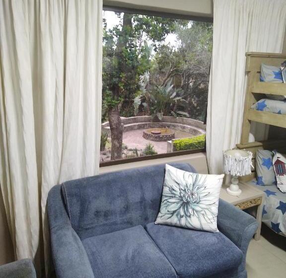 펜션 Dollies Place