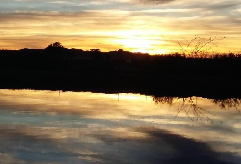 بنسيون Gannabos Guest House