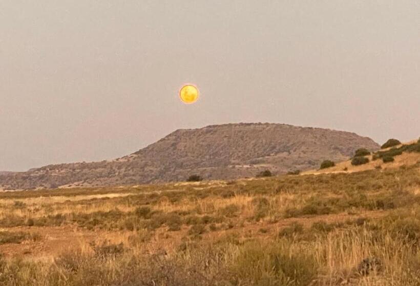 بنسيون Gannabos Guest House