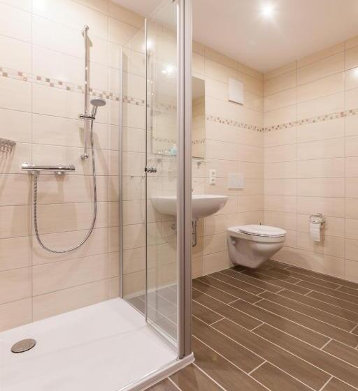 ペンション Gasthaus Am Brunnen