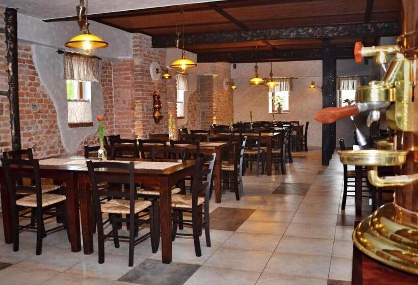 膳宿费 Granarollo Penzión Pizzeria