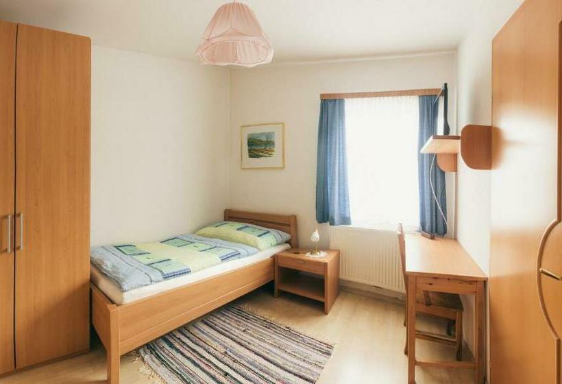 ペンション Gästezimmer Sengstschmid