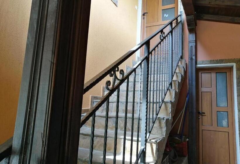 بنسيون къща цвети 1 трявна