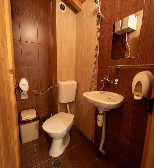 بنسيون Kandaphery Guest Houses