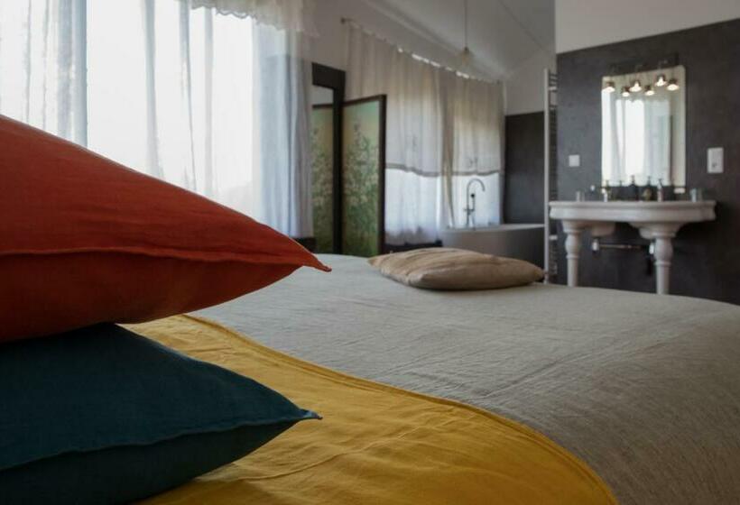 펜션 La Laiterie Du Gontey