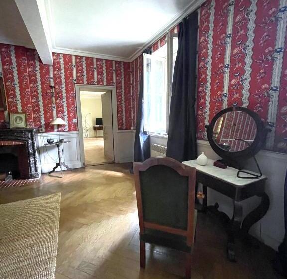 膳宿费 La Suite De La Bastide