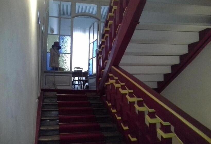 פנסיון La Thebaide