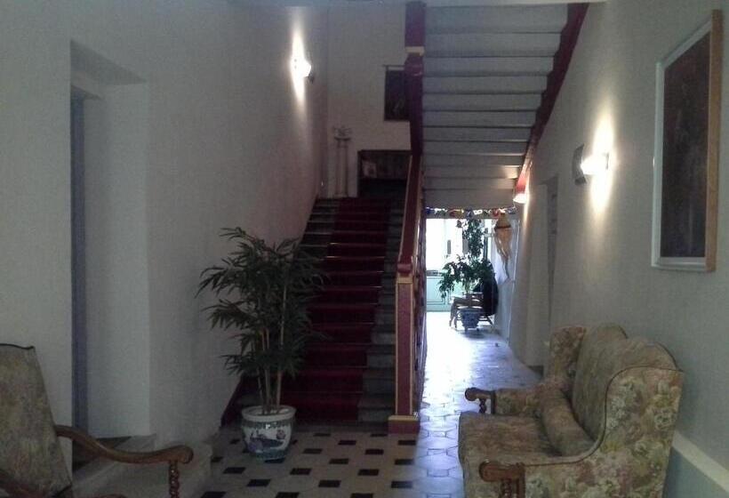 פנסיון La Thebaide