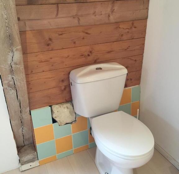 ペンション Les Caves