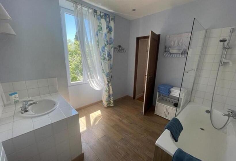 بنسيون Les Grands Vents