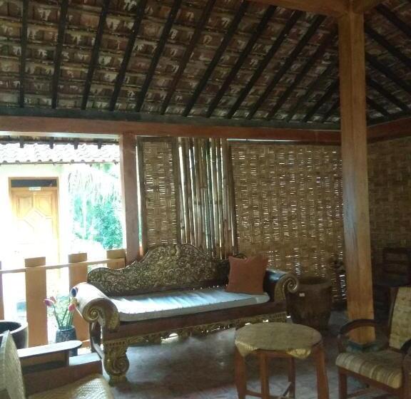 ペンション Omah Ndeso Argopeni