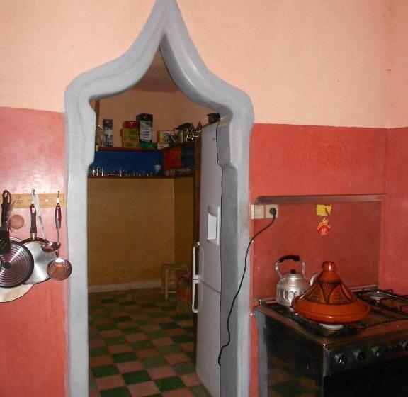 膳宿费 Safranière Du M  Goun