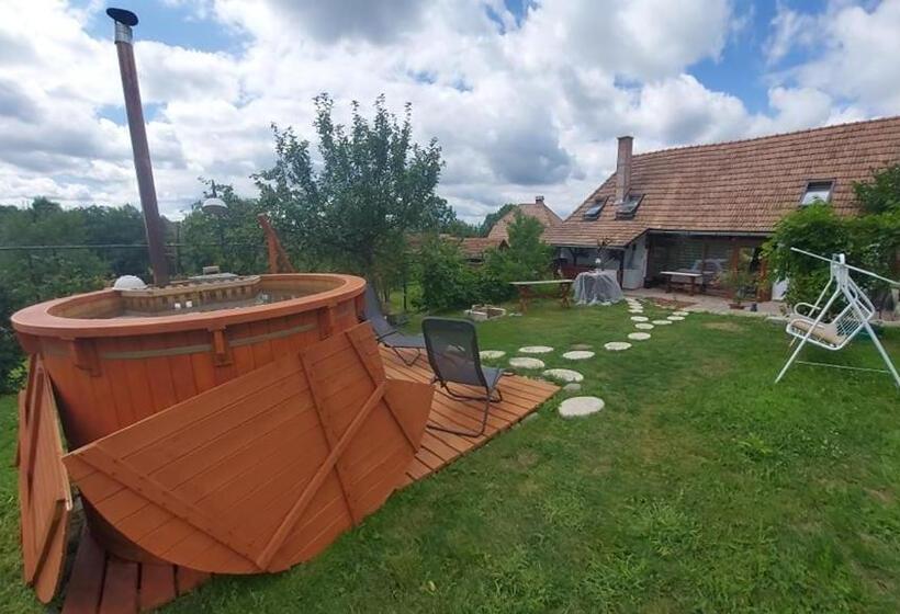 ペンション Siklód. Csaba Vendégház