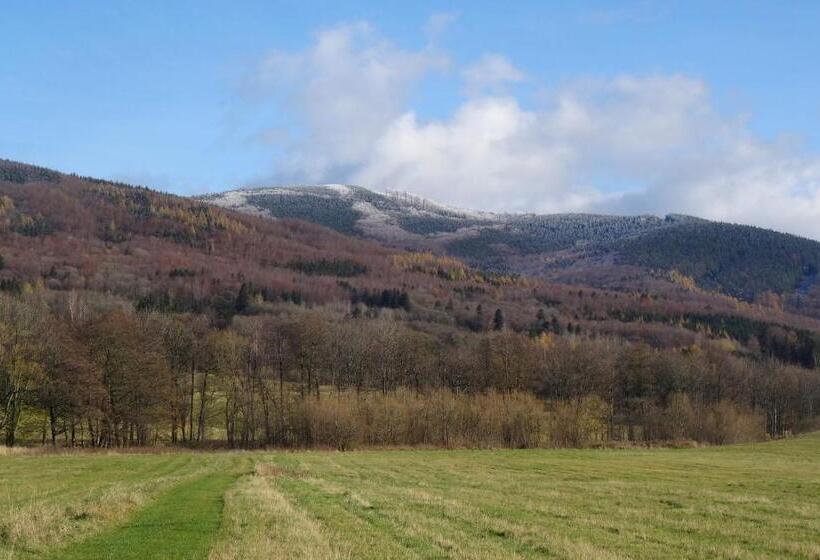 פנסיון U Nás   Apartmán Zajíc