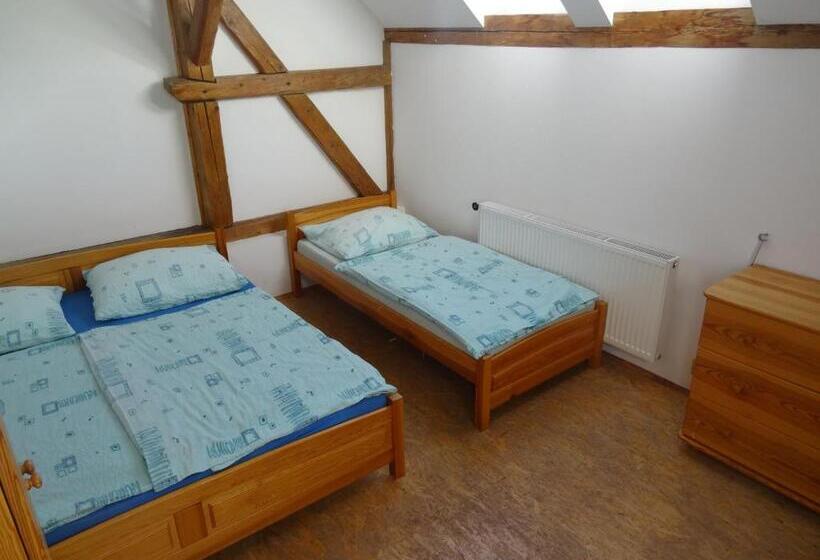 פנסיון U Nás   Apartmán Zajíc