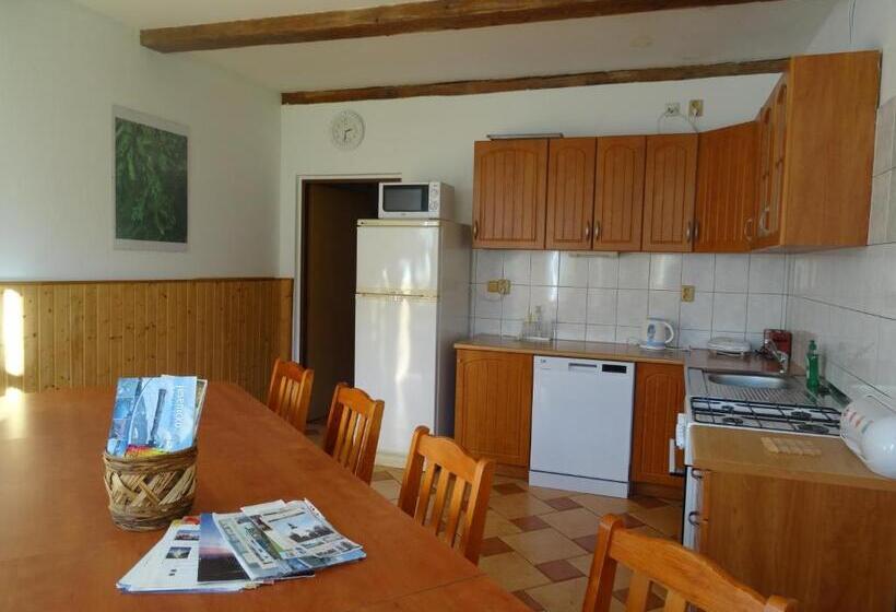 פנסיון U Nás   Apartmán Zajíc