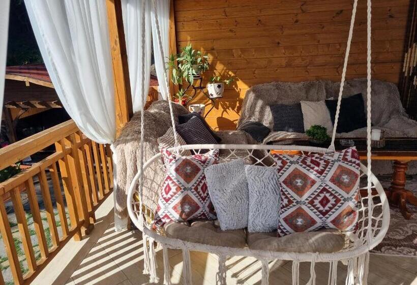 Pensjonat Villa Hills   сърница