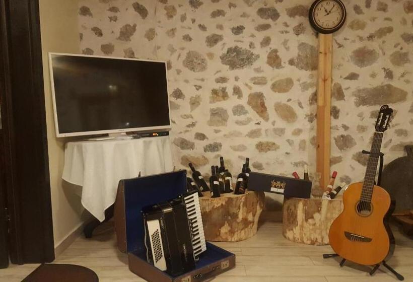 פנסיון Wine Boutique Complex ,,hrisimov