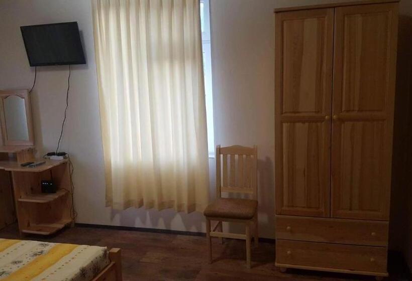 פנסיון Wine Boutique Complex ,,hrisimov