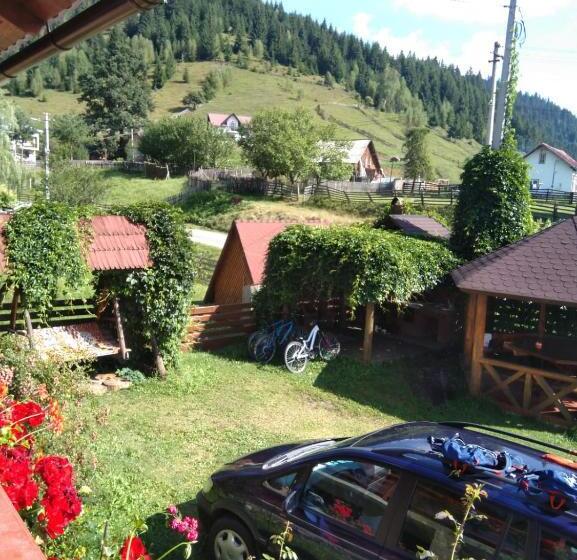 Pensiunea Roua Diminetilor