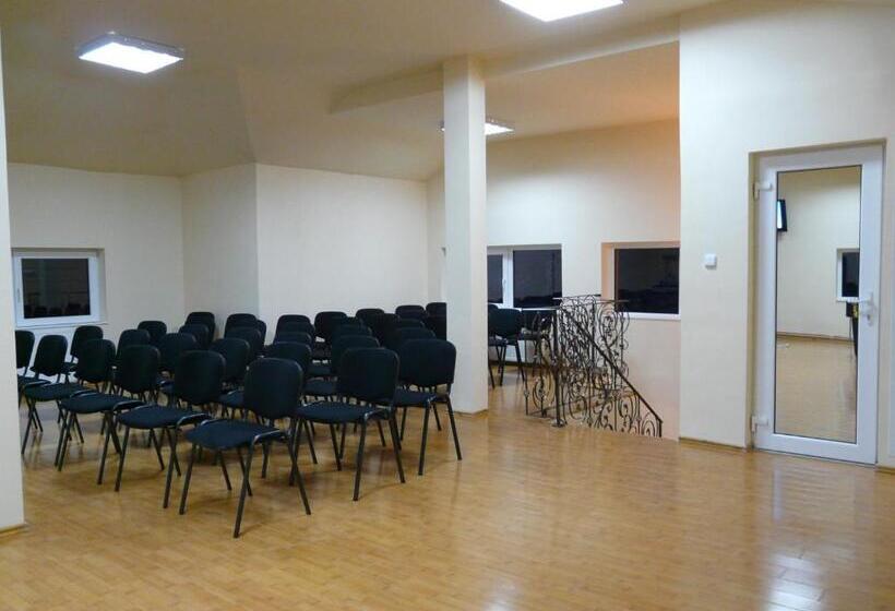 Pensiunea Roua Muntilor