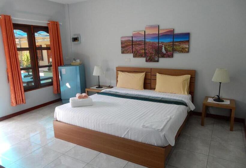 Malee Resort