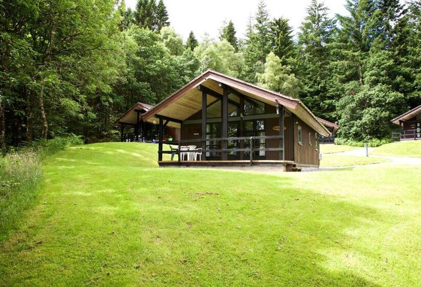 منتجع Loch Tay Highland Lodges And Glamping Park