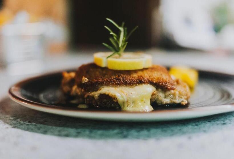 فندق صغير Der Gasthof