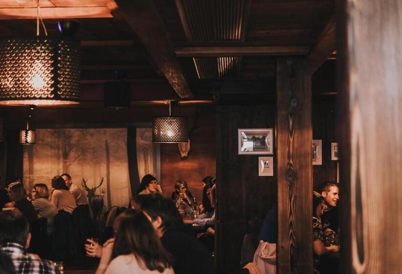 فندق صغير Der Gasthof