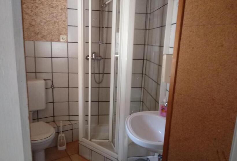 فندق صغير Gasthof Jacobshöhe