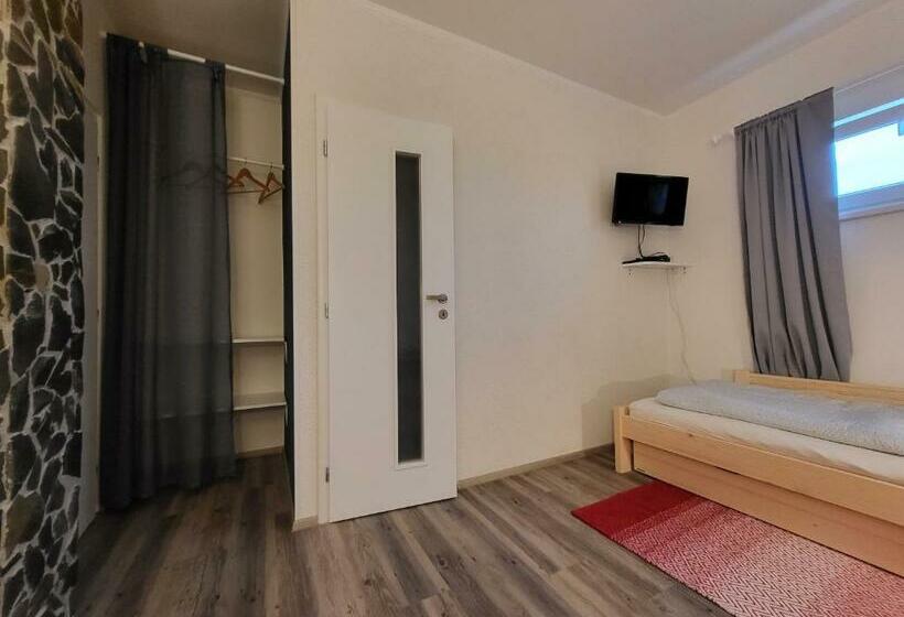 הוסטל Penzion Cukroška