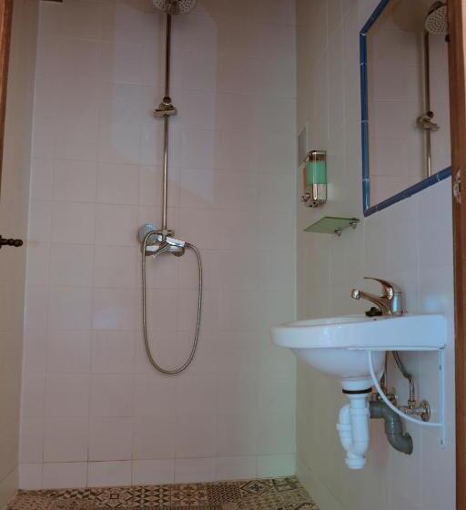 Albergue Usandi Auto Check In