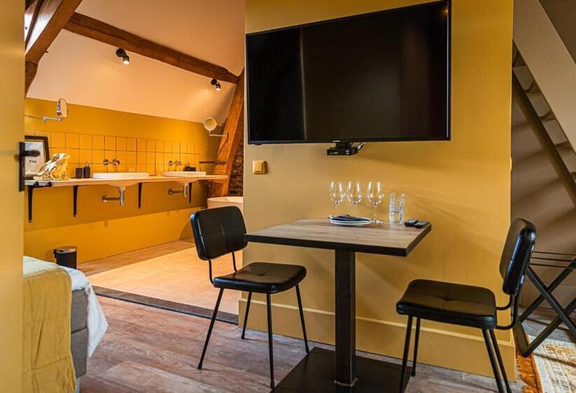 צימר Landgoed Kasteel Limbricht