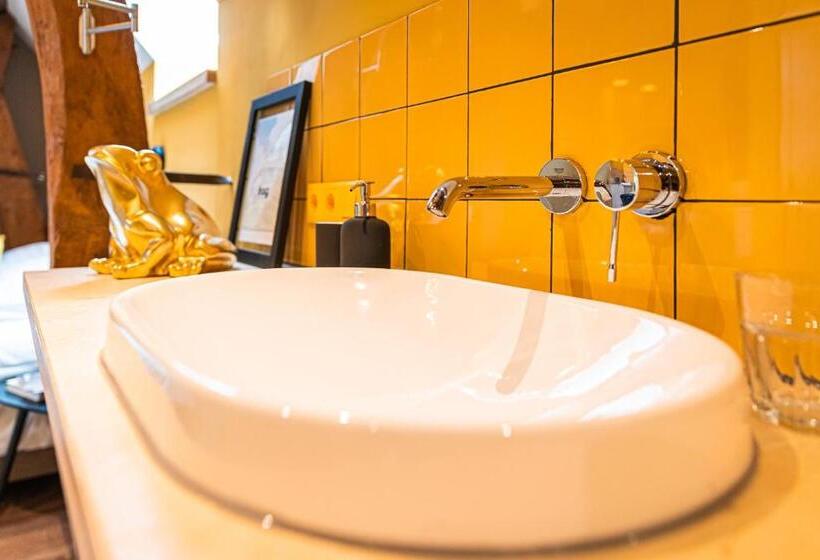 צימר Landgoed Kasteel Limbricht