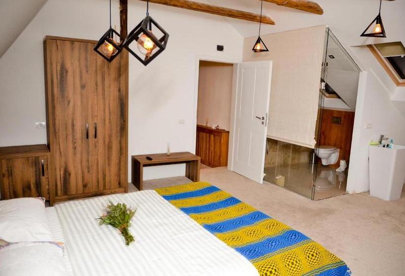 住宿加早餐  Agropensiunea Maria