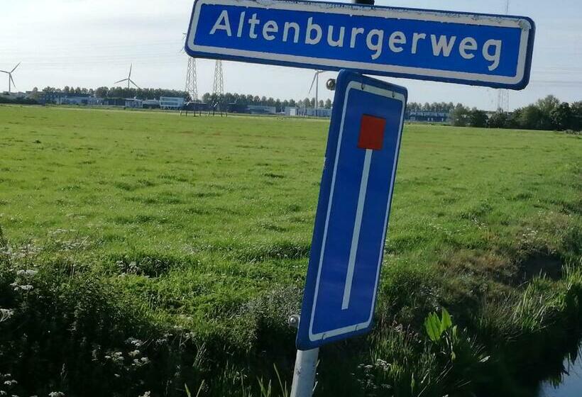 ベッドアンドブレックファースト Altenburgpleats