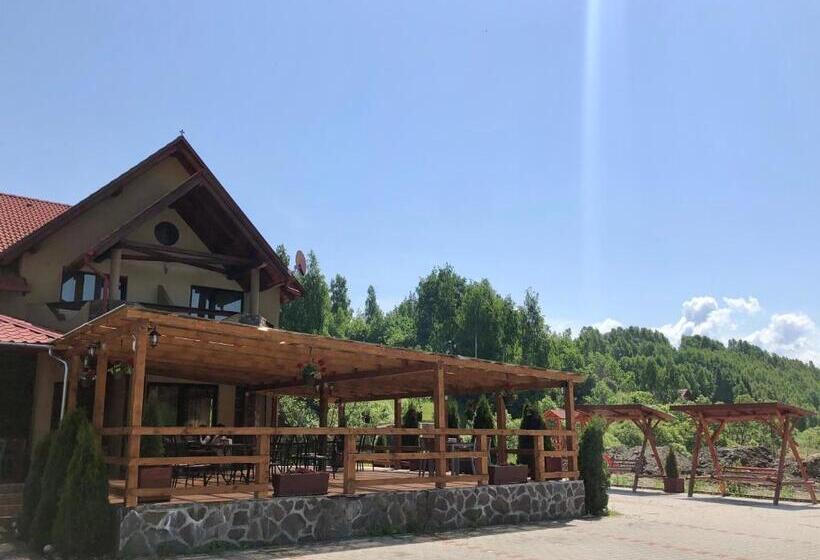 ベッドアンドブレックファースト Aranykakas étterem és Panzió