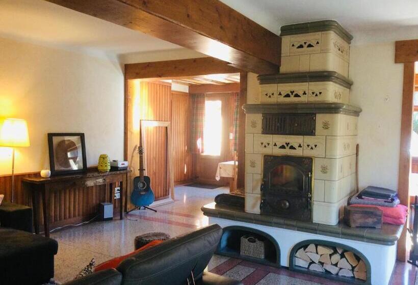 مبيت وإفطار Au Refuge De Blanche