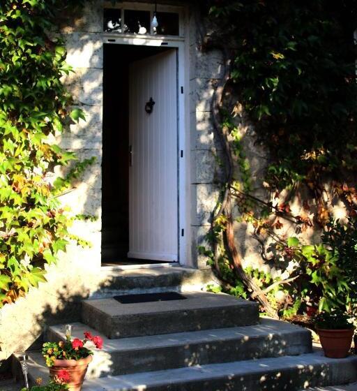 مبيت وإفطار Au Relais De Nèche