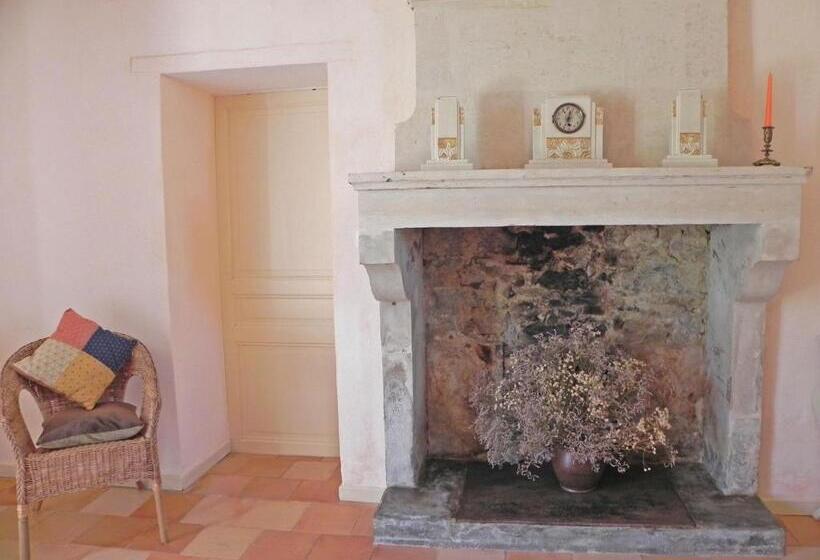 Bed and Breakfast Au Son Du Jardin Poitevin