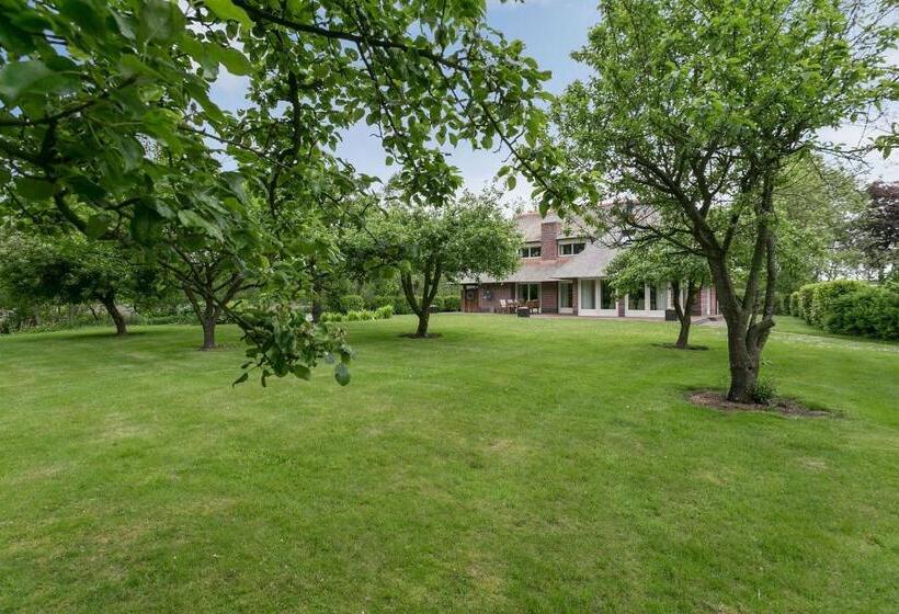 住宿加早餐  Bed & Brochje Burgum