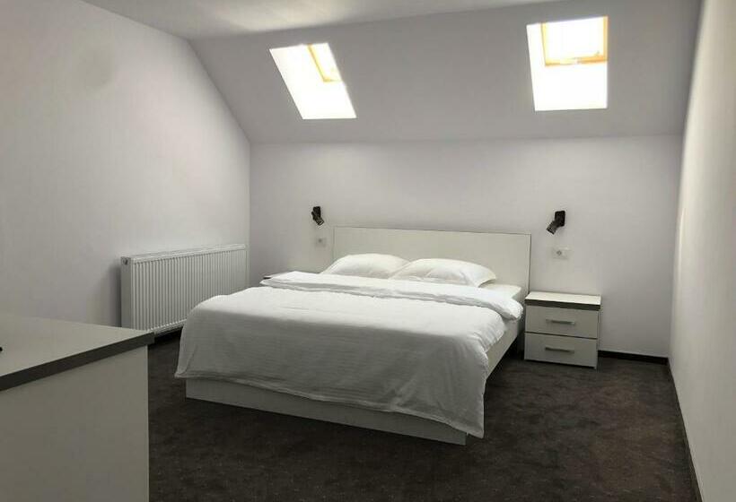 Bed and Breakfast Casa Galbena