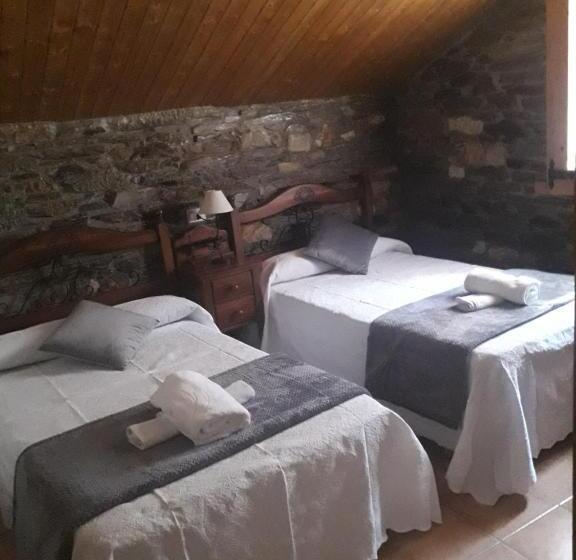 مبيت وإفطار Casa Quiroga