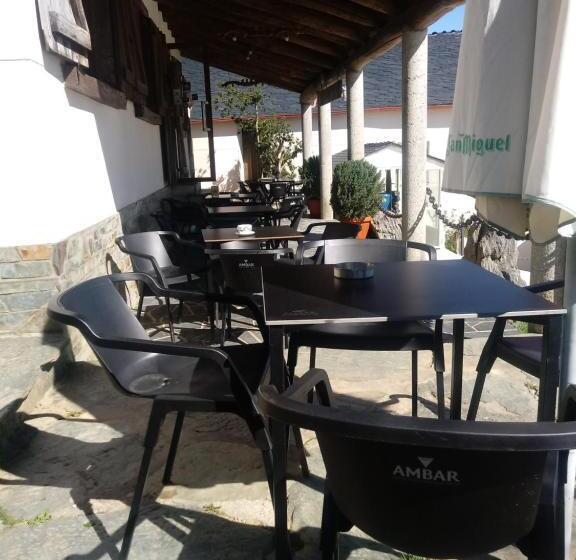 مبيت وإفطار Casa Quiroga