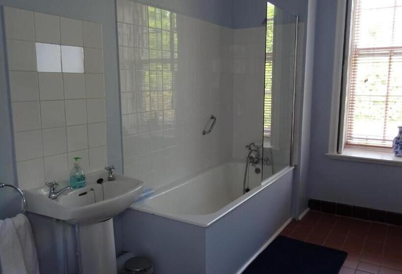 צימר Castlehacket House