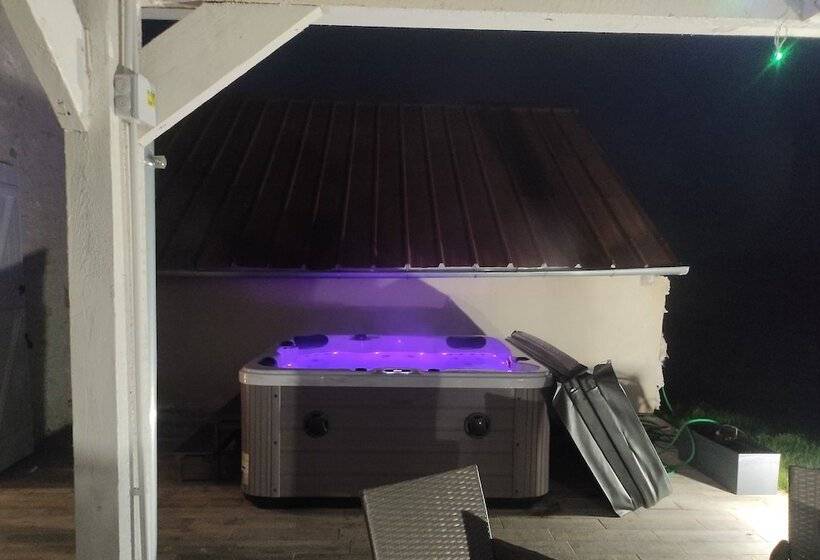 مبيت وإفطار Chambre D Hôtes Le Domaine Des Hirondelles