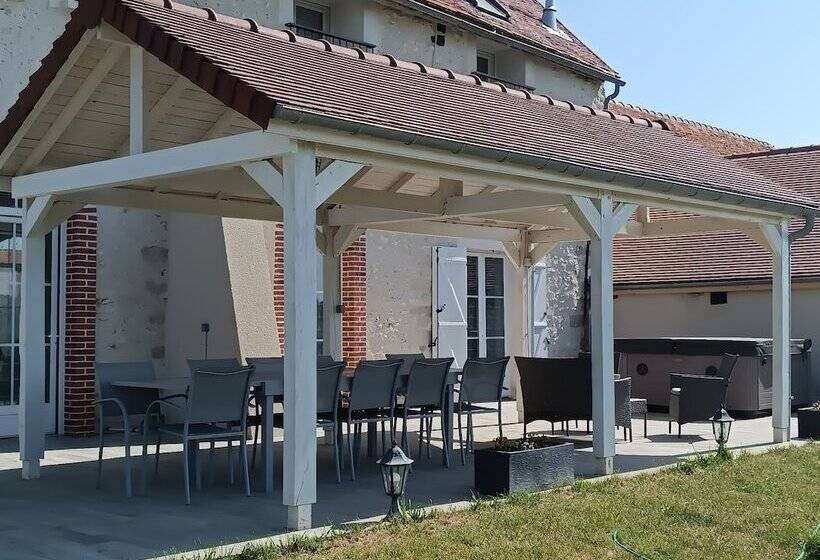 مبيت وإفطار Chambre D Hôtes Le Domaine Des Hirondelles